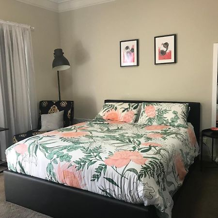 L'Ecole Private Studio-Apartment By My Lodgingfy Мурабин Екстериор снимка